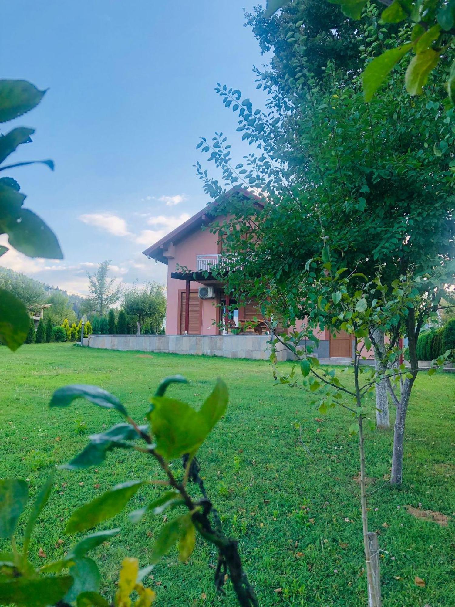 Villa Usivak For Green Quiet Holiday Near Sarajevo#Travellerawards2025 Екстер'єр фото
